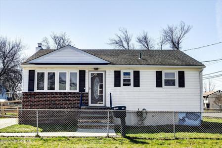 401 Hawthorne Street