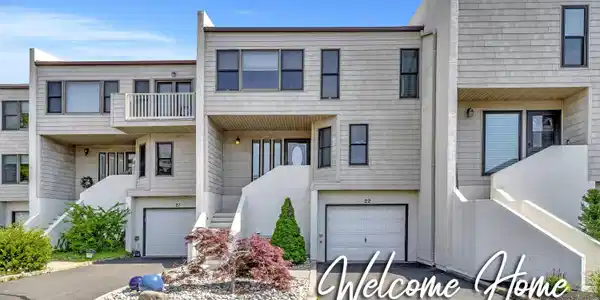 57 Bridgewaters Drive Unit 22