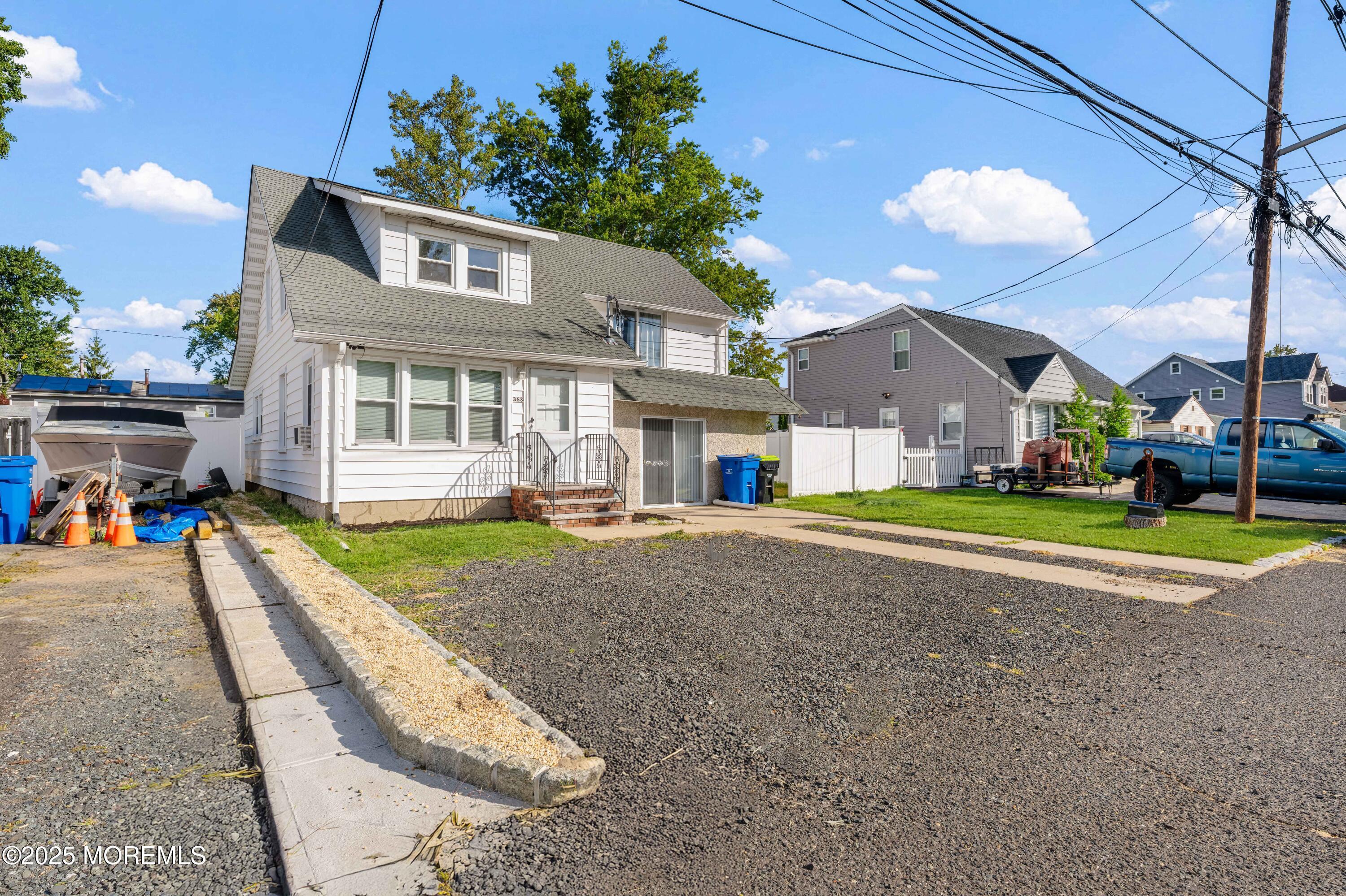 Image 4: 363 Ocean Blvd - Exteriors-3