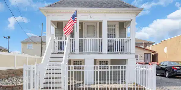 127 Hamilton Avenue