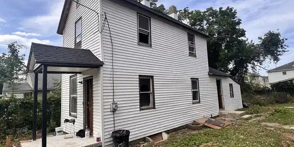 117 Laurel Street