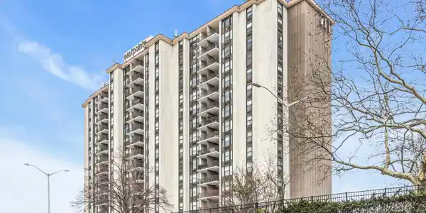 1 Scenic Drive Unit PH 11