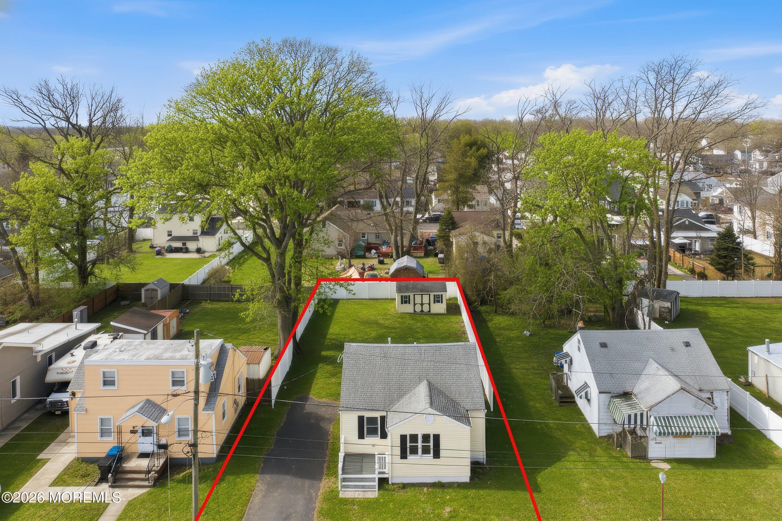 Image 3: 04-Front 1 Virtual Spring 2 with outline