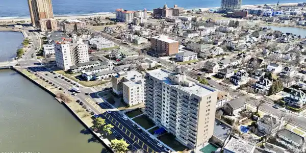 510 Deal Lake Drive Unit 1B