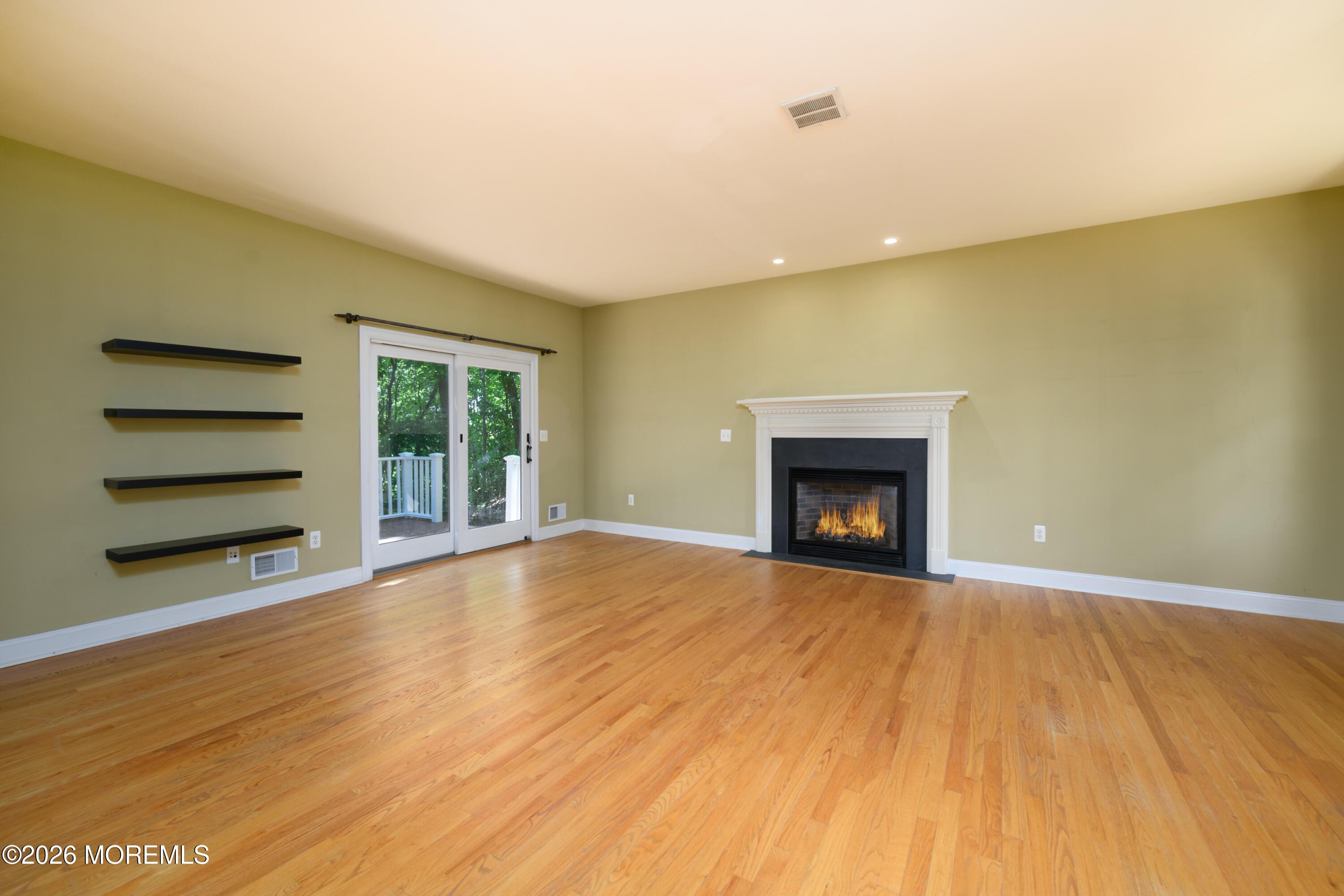Image 4: Great Room