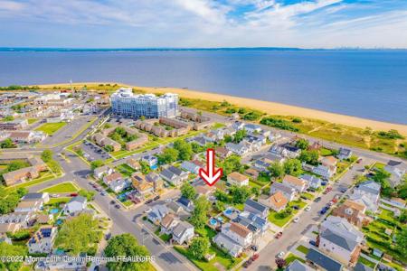 32 Oceanview Avenue