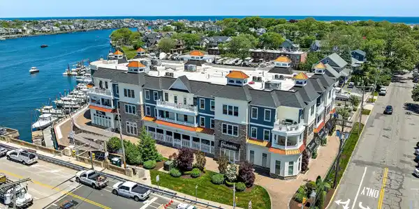616 5th Avenue Unit #202
