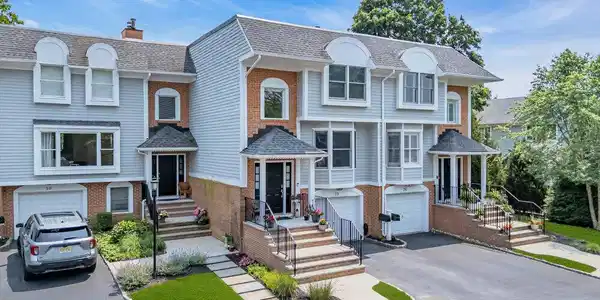 65 E River Road Unit 28