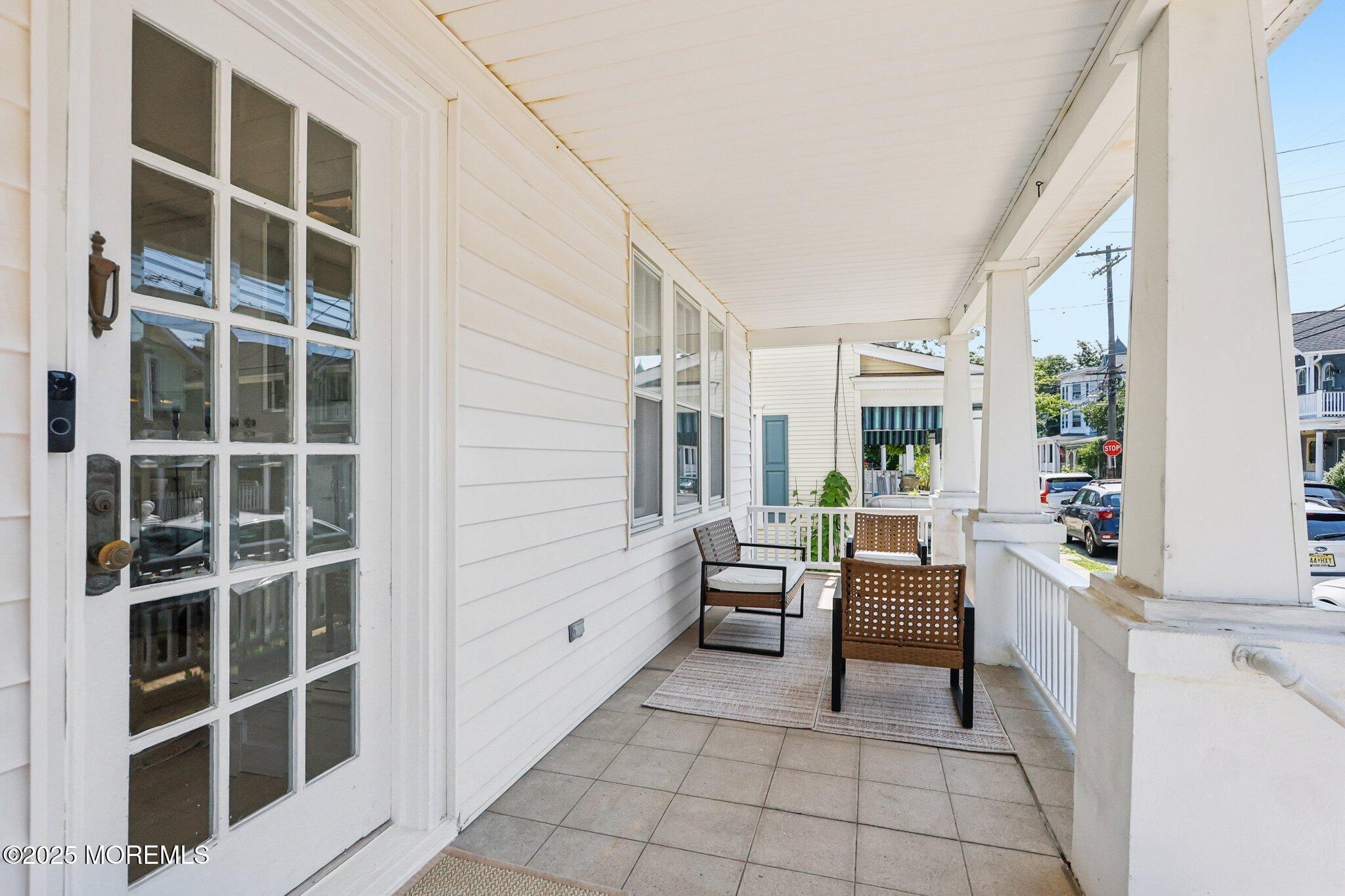 Image 3: 2-web-or-mls-Mt Hermon Way-S2607-002