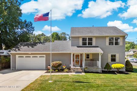 78 Wayside Drive
