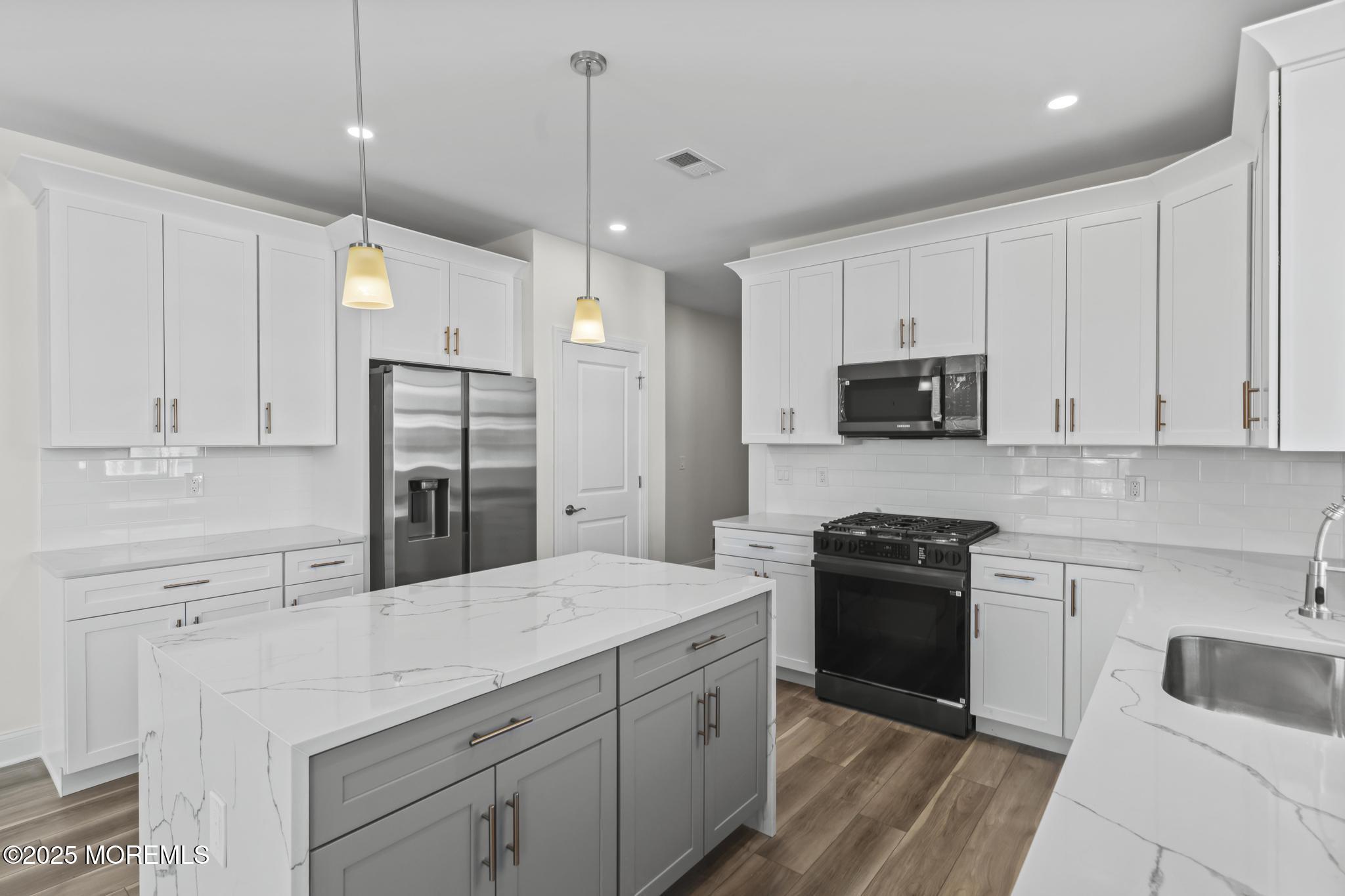 Image 4: 61 Hiering (11)