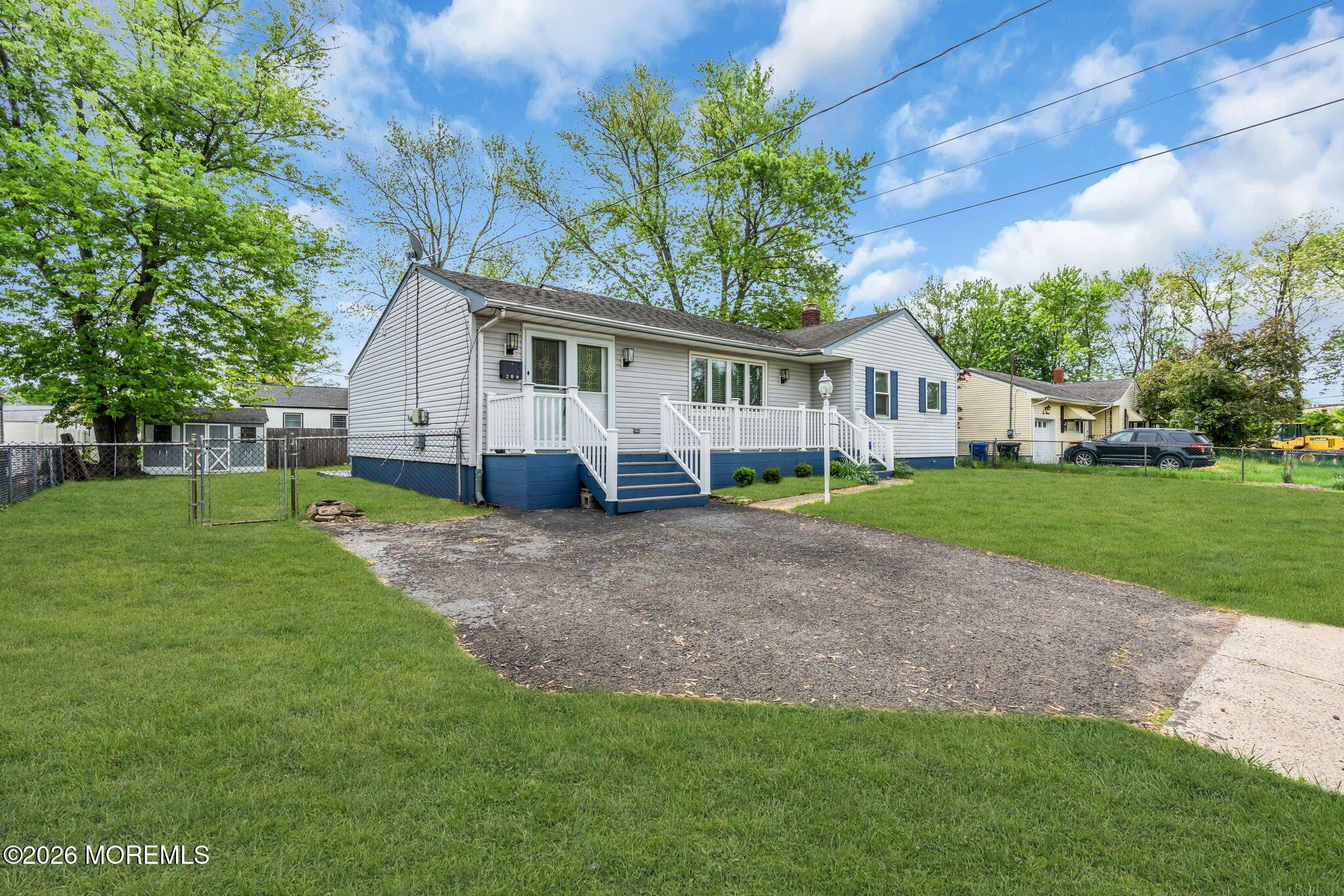 Image 3: 4-web-or-mls-DSC04348-1