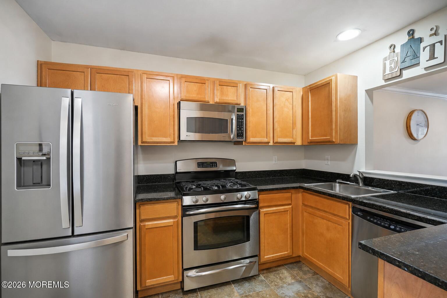 Image 3: Kitchen 1
