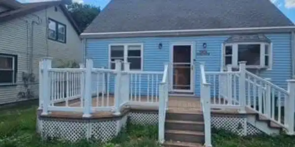 319 Elmwood Drive