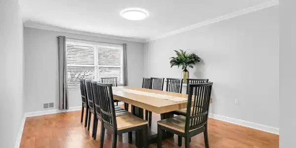 Image 3: Dining Room