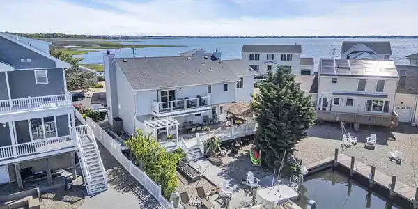 27 Toledo Drive