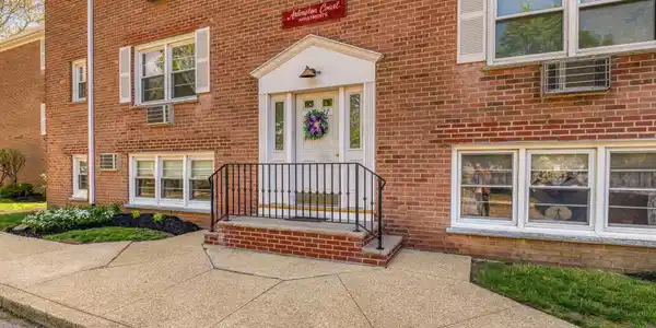 24 Pilgrim Pathway Court