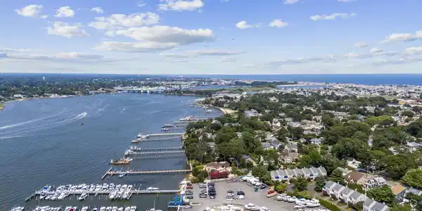 Image 4: 25-web-or-mls-DJI_20260810144446_0773_D