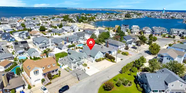 11 Sturgis Road