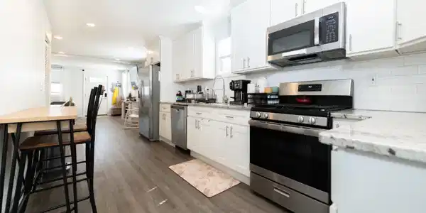 125 Seabreeze Way