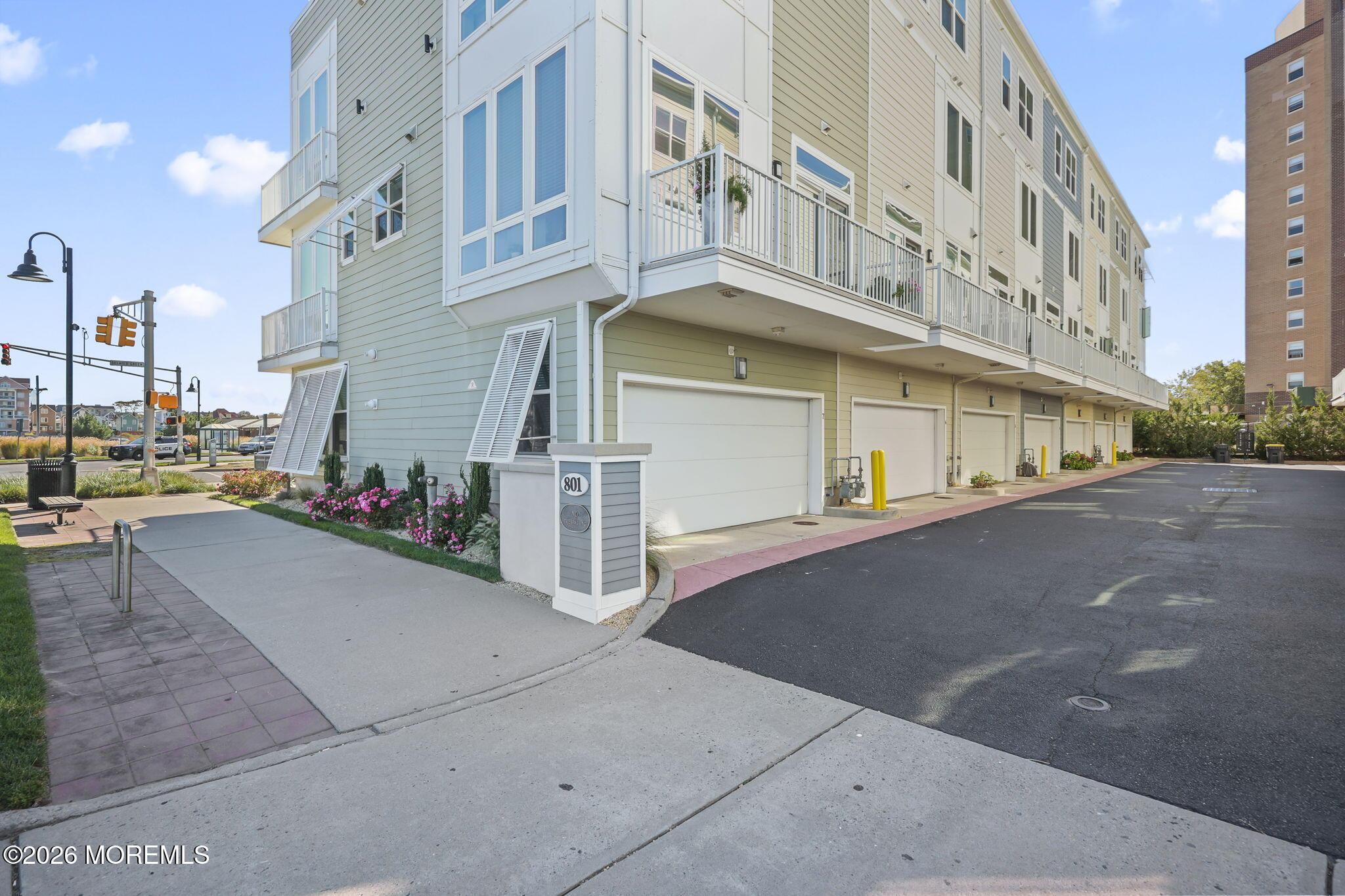 Image 4: 5-web-or-mls-LPM_0231