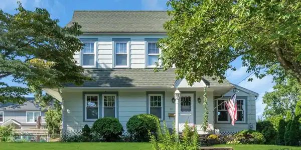 39 Highland Avenue