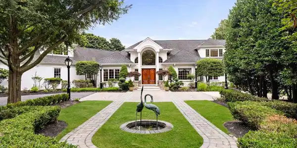14 Buttonwood Lane