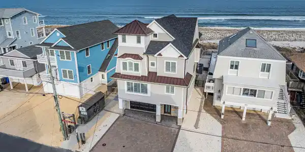 3574 Ocean Terrace