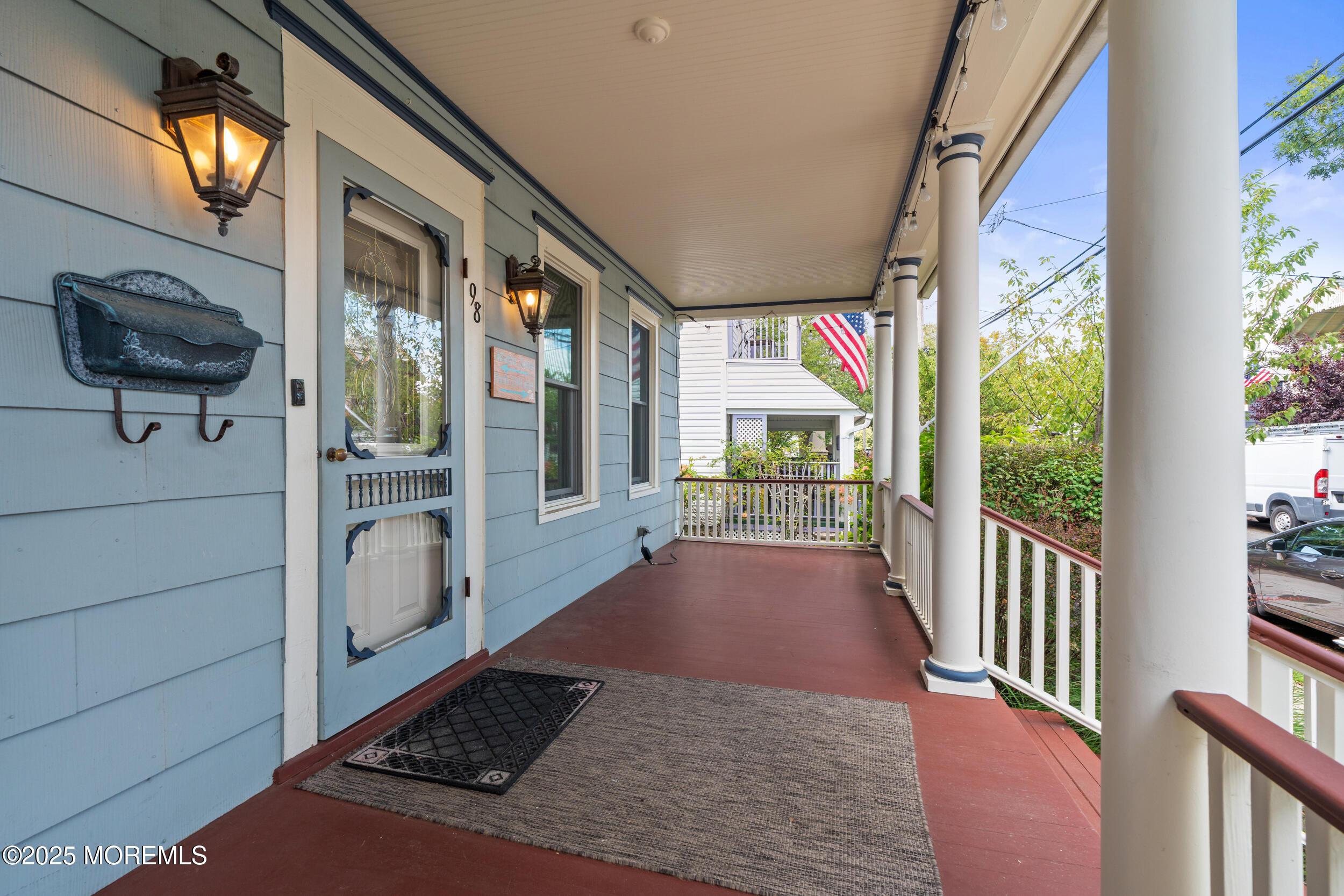 Image 3: Large Open Porch