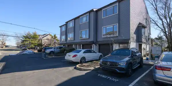 207 Marina Drive Unit 4