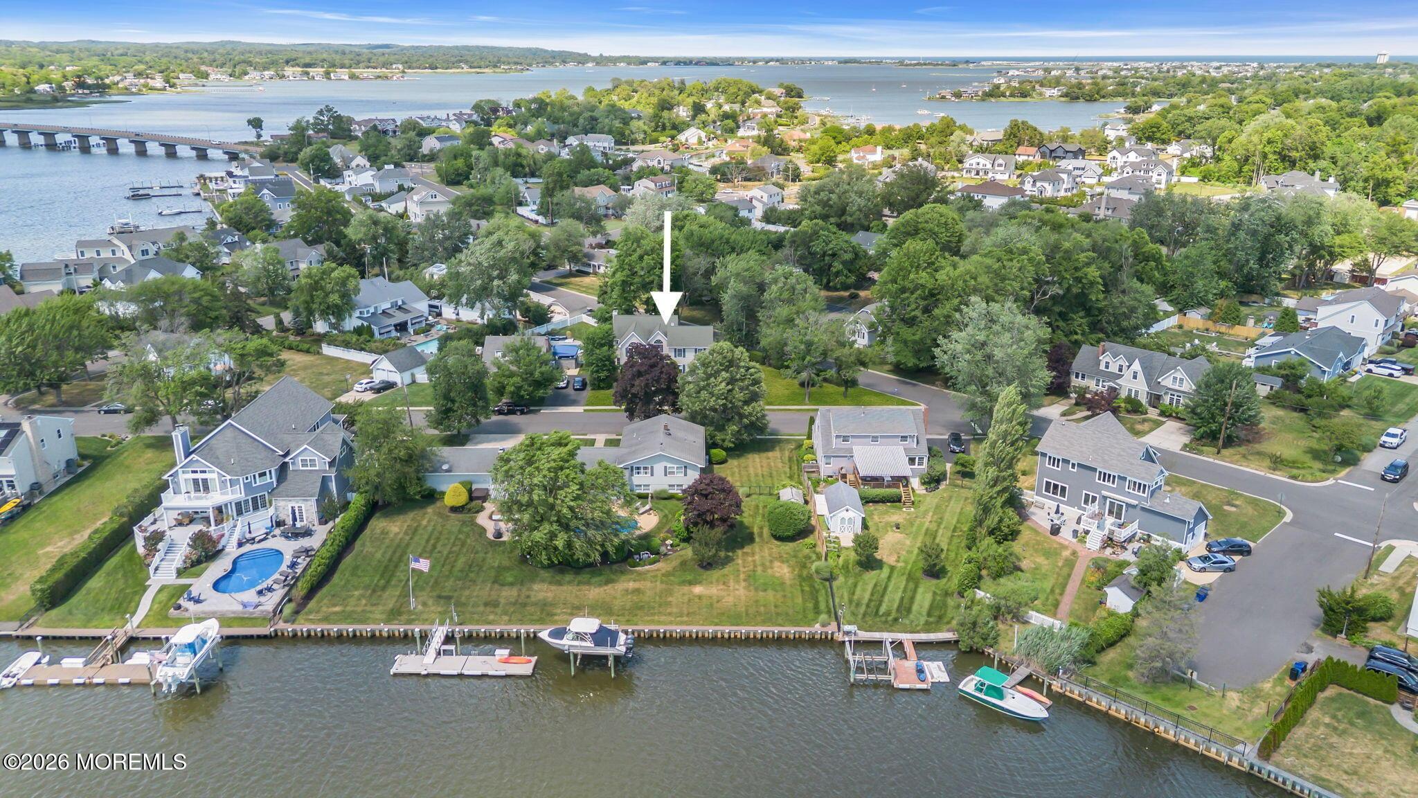 Image 4: 117-web-or-mls-DJI_0564-1A