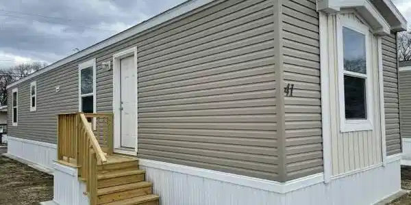 41 Randall Avenue