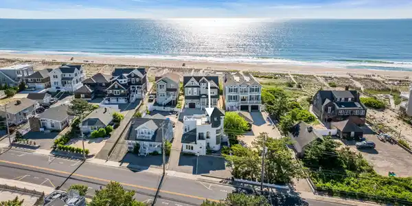 Image 3: 42-web-or-mls-DJI_20260609084556_0936_DA