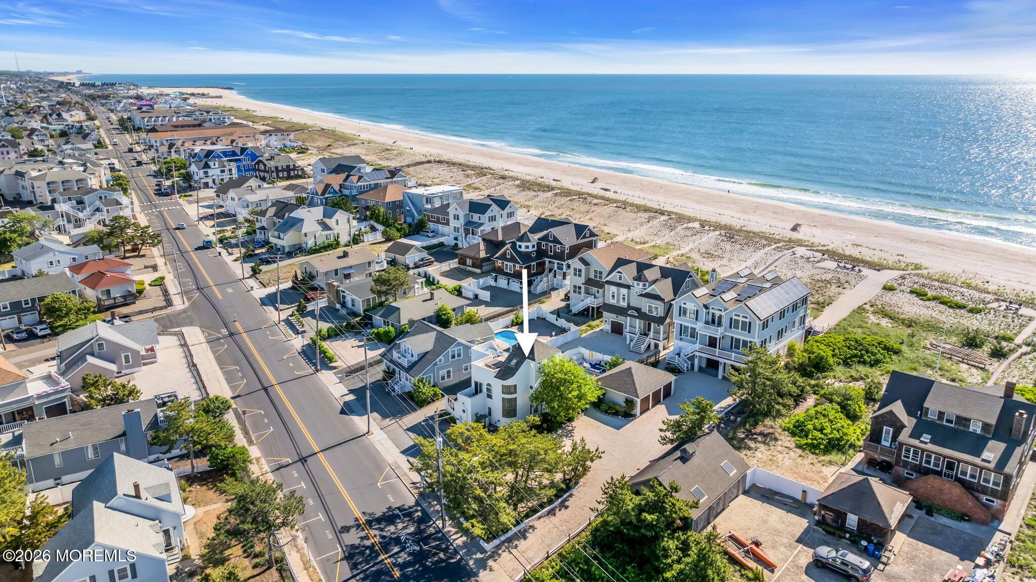 Image 4: 44-web-or-mls-DJI_20260609084610_0941_DA