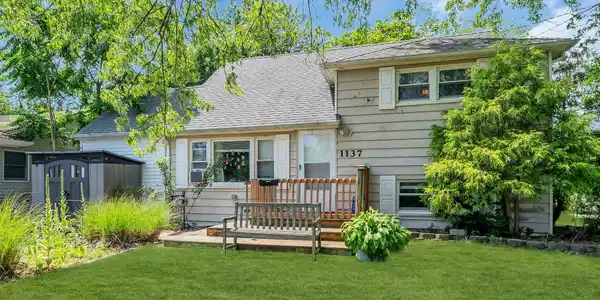 Image 3: 2-web-or-mls-DSC02361-1b