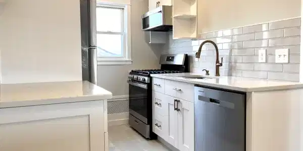 310 Maryland Avenue Unit 18B