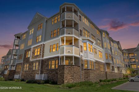 22 Cooper Avenue Unit 204