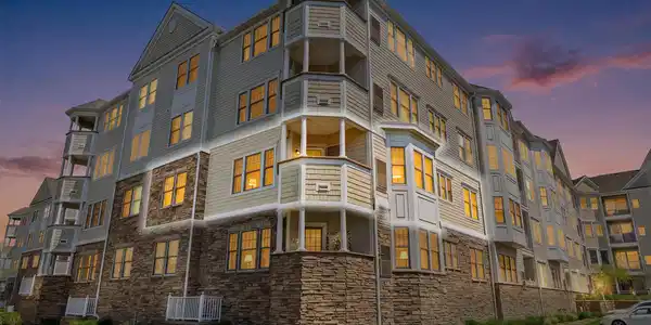 22 Cooper Avenue Unit 204