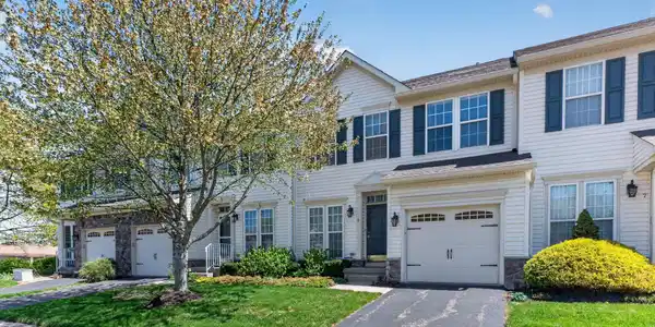 5 Coral Place