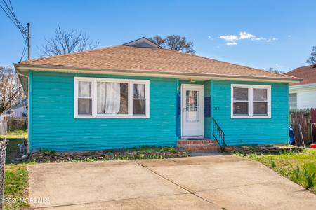 128 Highland Boulevard