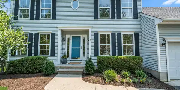 79 Maple Avenue