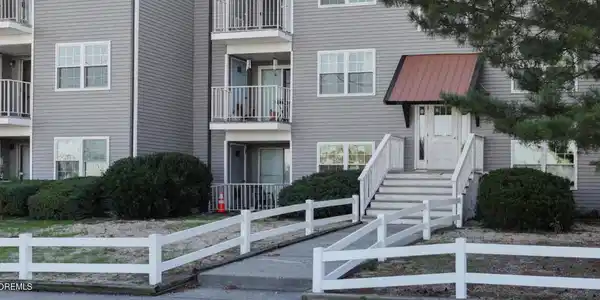 424 Beachway Avenue Unit 5A