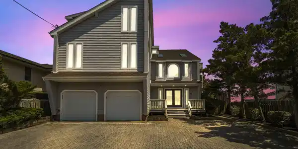 14 Toledo Drive
