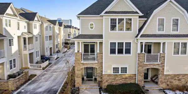 2 Greeley Terrace