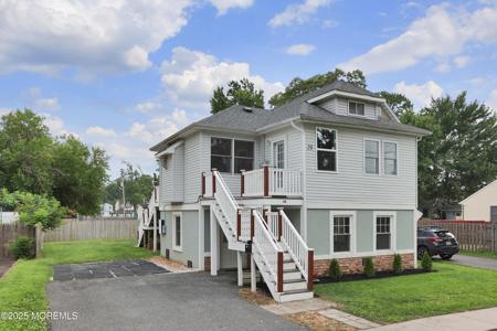 28 Evergreen Place