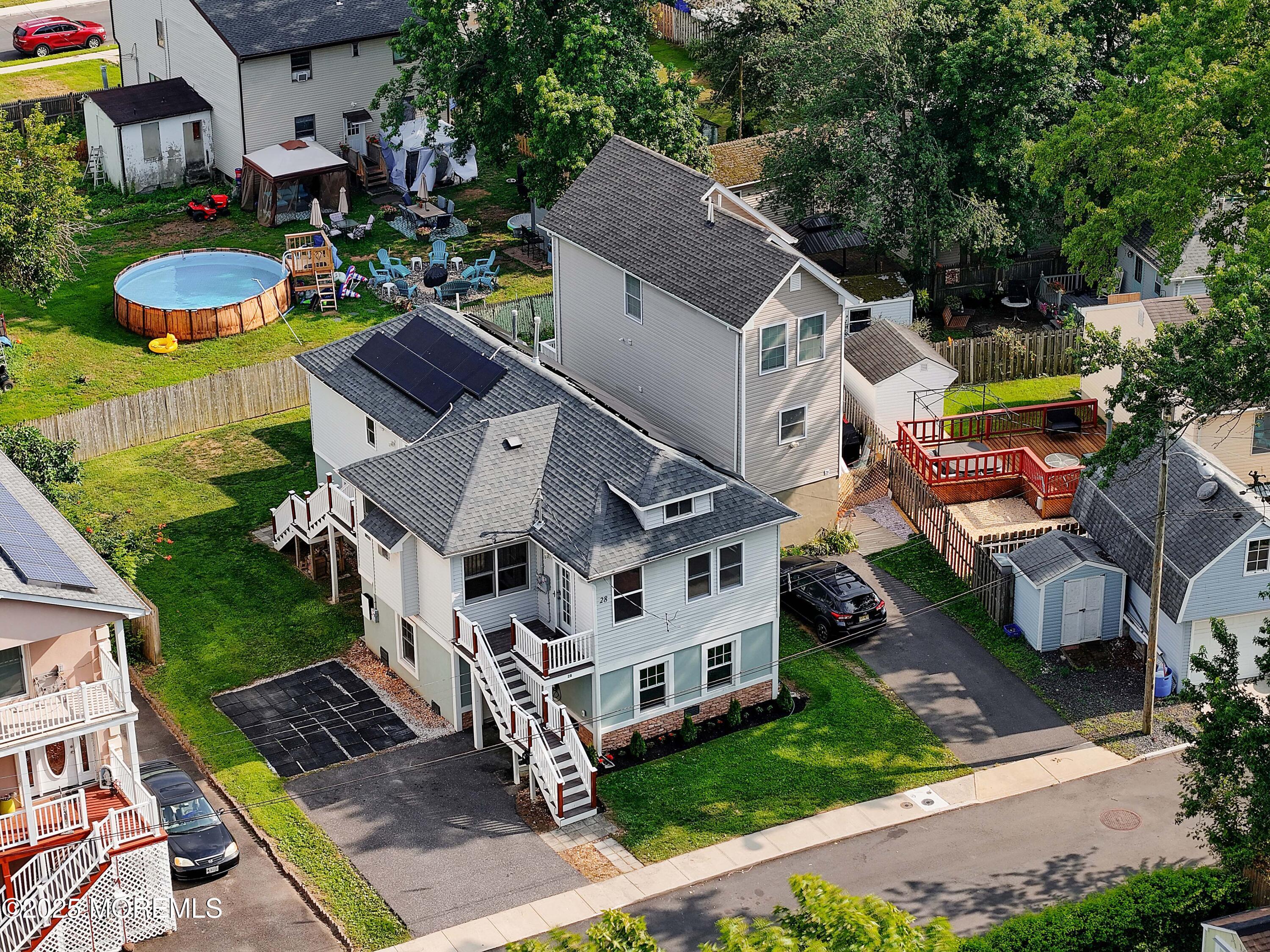 Image 4: DJI_20250724165736_0318_D_19_D_20_D_21_D