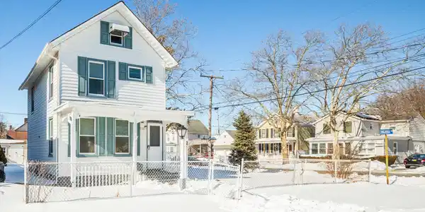 2 Chingarora Avenue