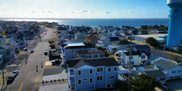 Image 3: East side