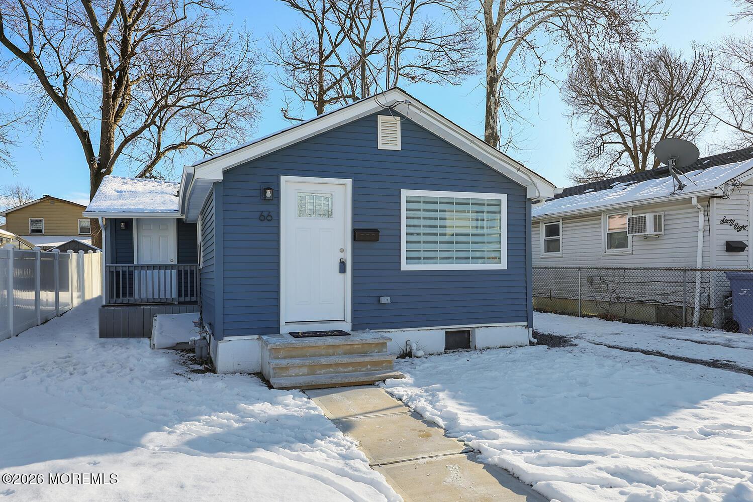 Image 2: 66 Pacific Blvd Keyport NJ-large-013-014