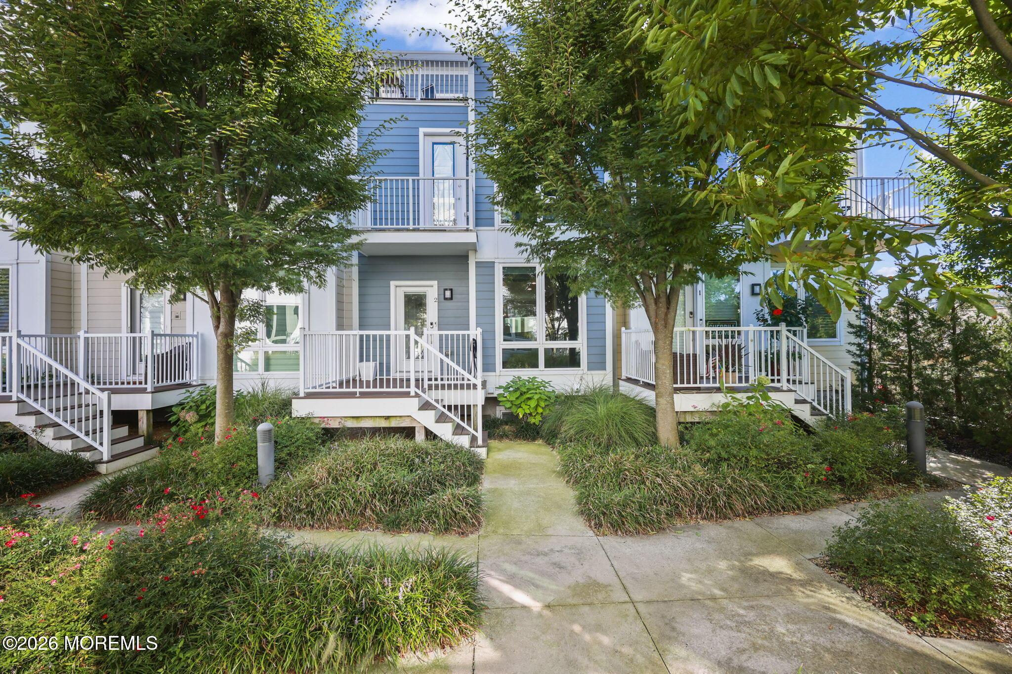 Image 3: 3-web-or-mls-LPM_2959